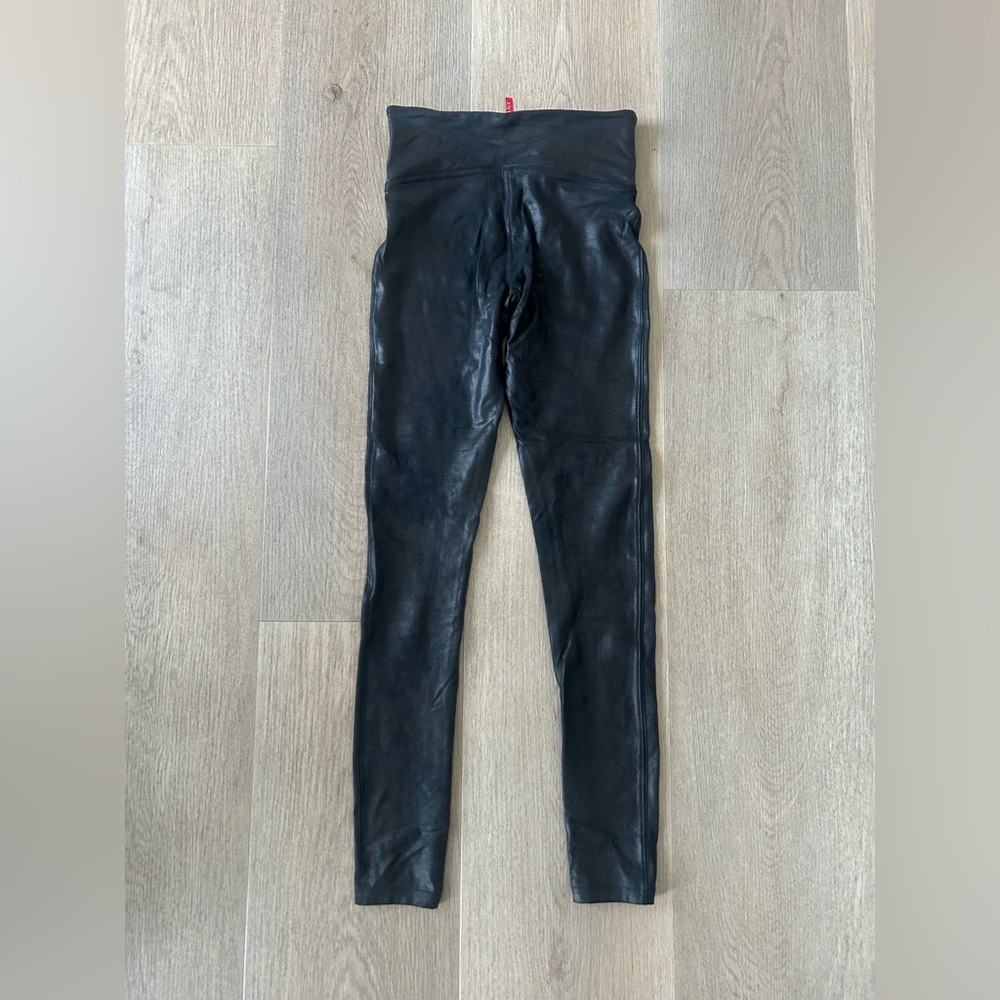 SPANX Black Leggings with Red Tag